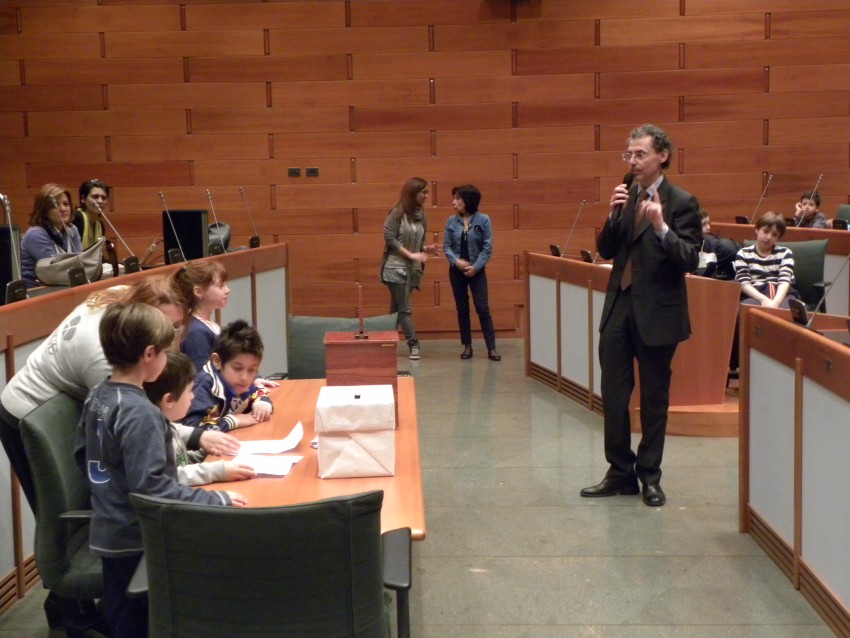 Visita in Assemblea Legislativa degli studenti della Scuola Morandi.