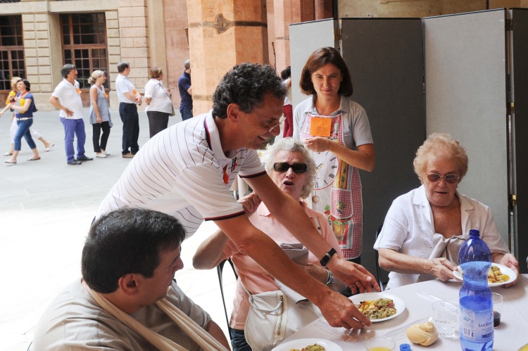 Pranzo di Ferragosto a Palazzo D'Accursio